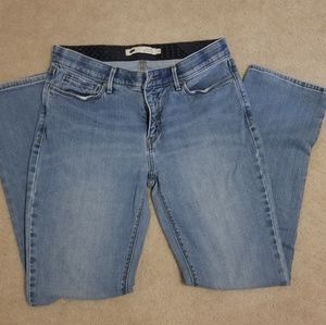 Levis perfect waist 525 straight leg